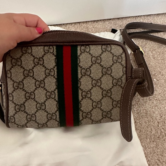 I barely used this bag, it’s in perfect condition - Picture 3 of 3